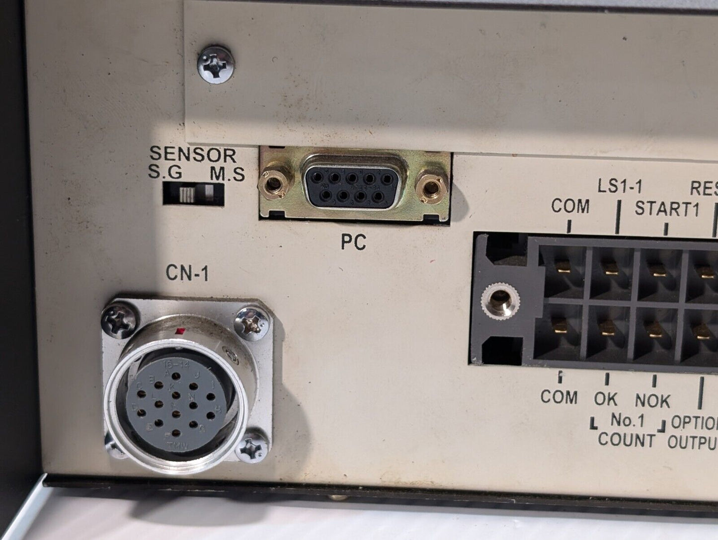 URYU UEC-4500 Torque/Angle Controller, 250VAC @ 50/60Hz, 3.15A - Free Shipping