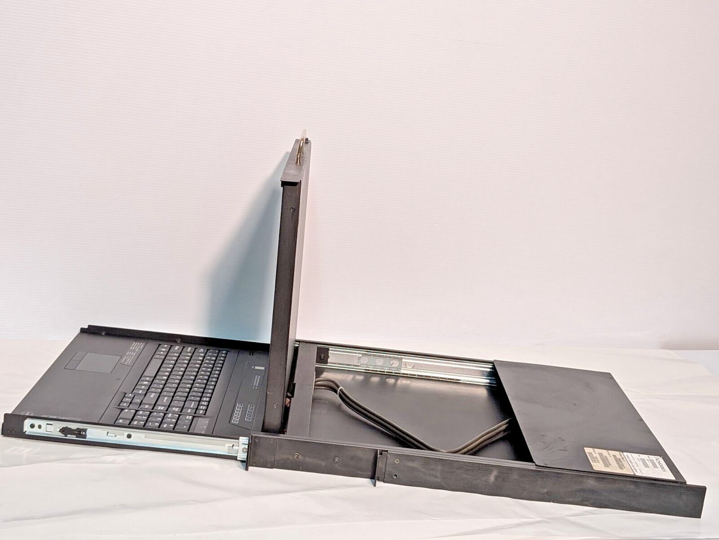 Acnodes MKD6117 Rack Mount Drawer, LCD Monitor, Full HD, KVM 8-Port Combo Switch