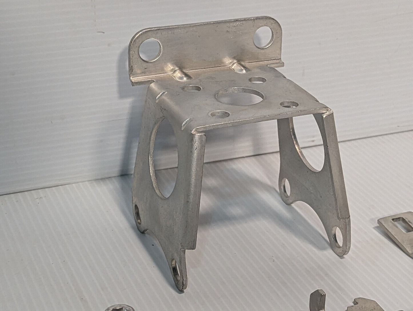 Whitey Co. MS-MB-68 Actuator Mounting Bracket Kit 68 series -Free Shipping