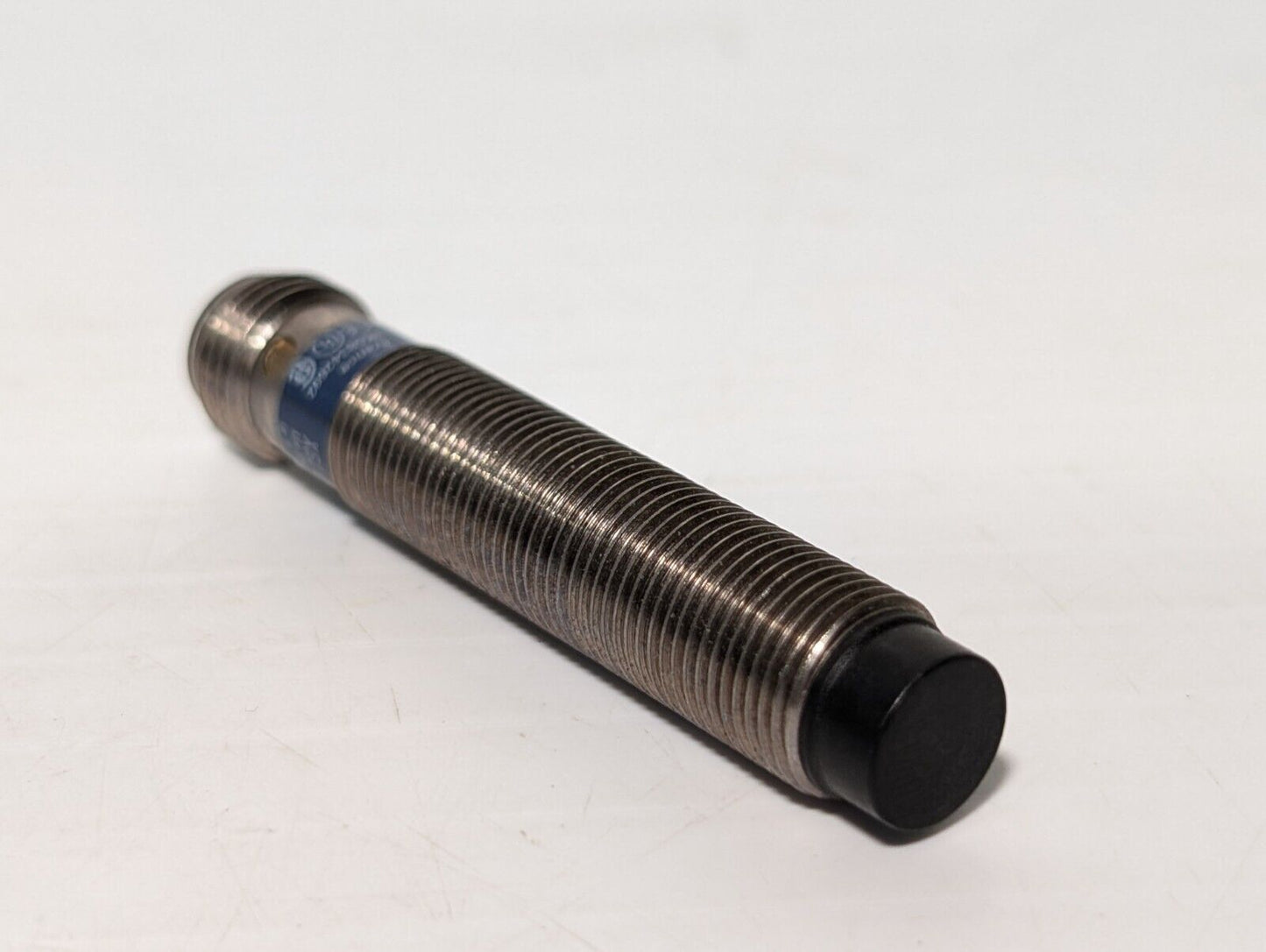 Telemecanique XS2M12MA230K Inductive Proximity Sensor, M12, 24-240VAC/DC