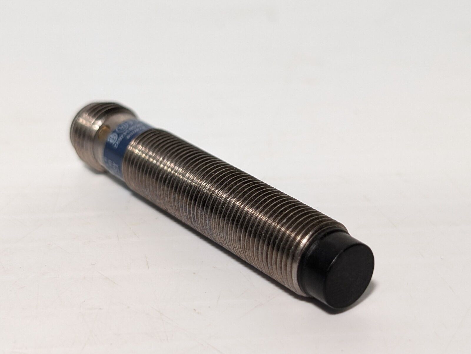 Telemecanique XS2M12MA230K Inductive Proximity Sensor, M12, 24-240VAC/DC