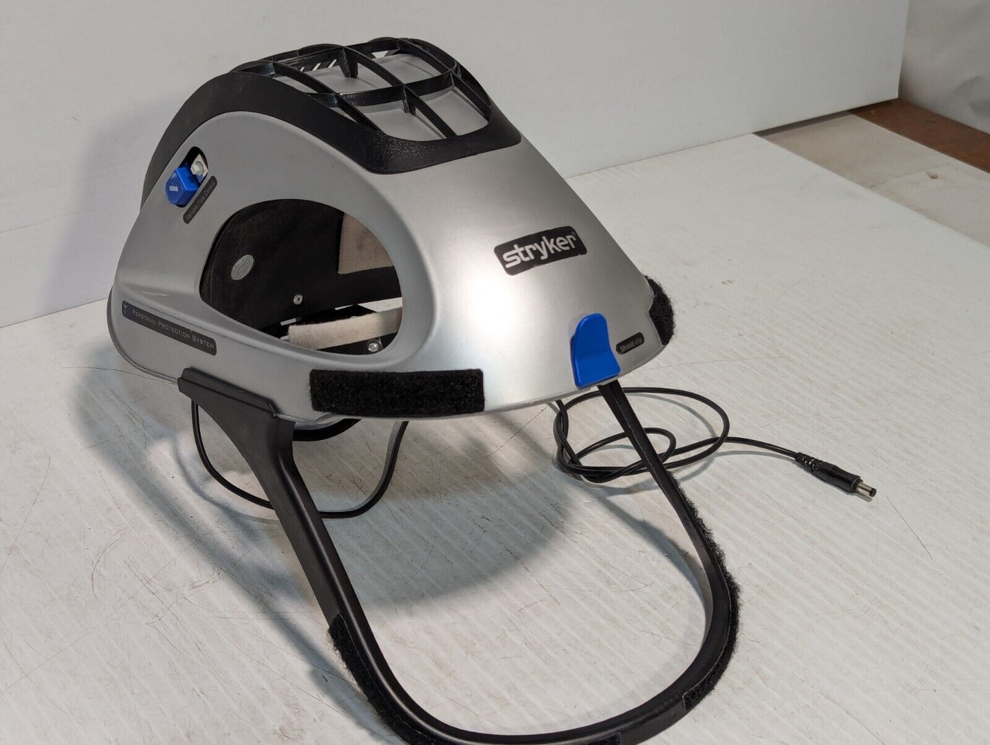 Stryker 400-610S3 Surgical Helmet