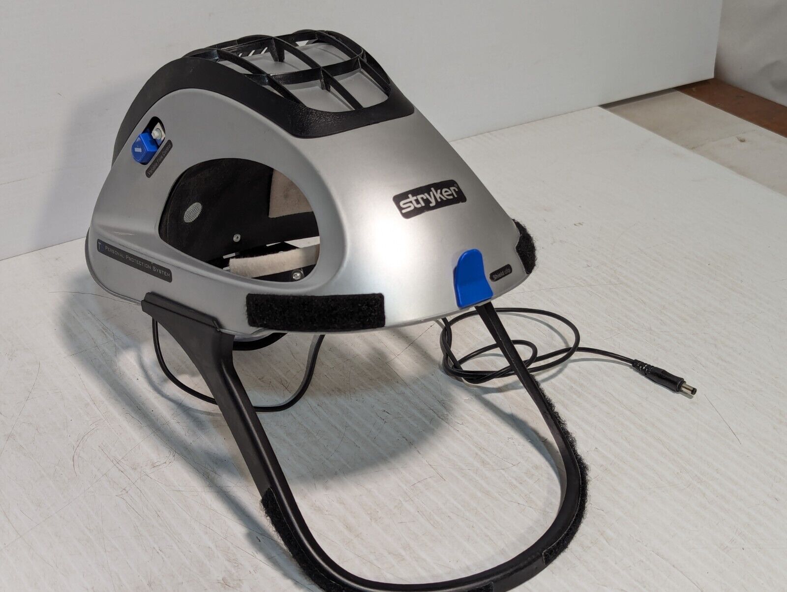 Stryker 400-610S3 Surgical Helmet