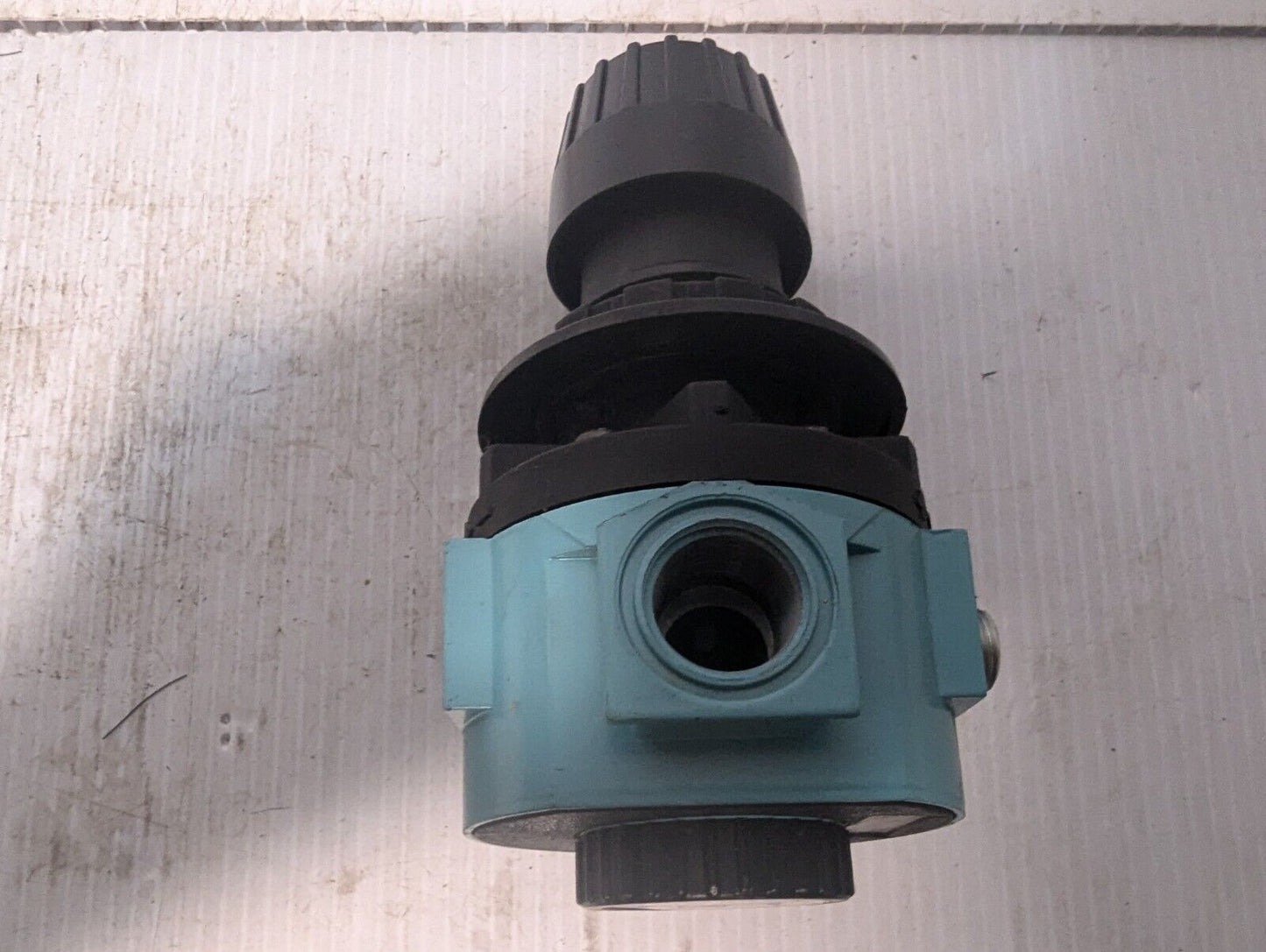 Wilkerson R62-03-000 Regulator Series A - Free Shipping+Returns