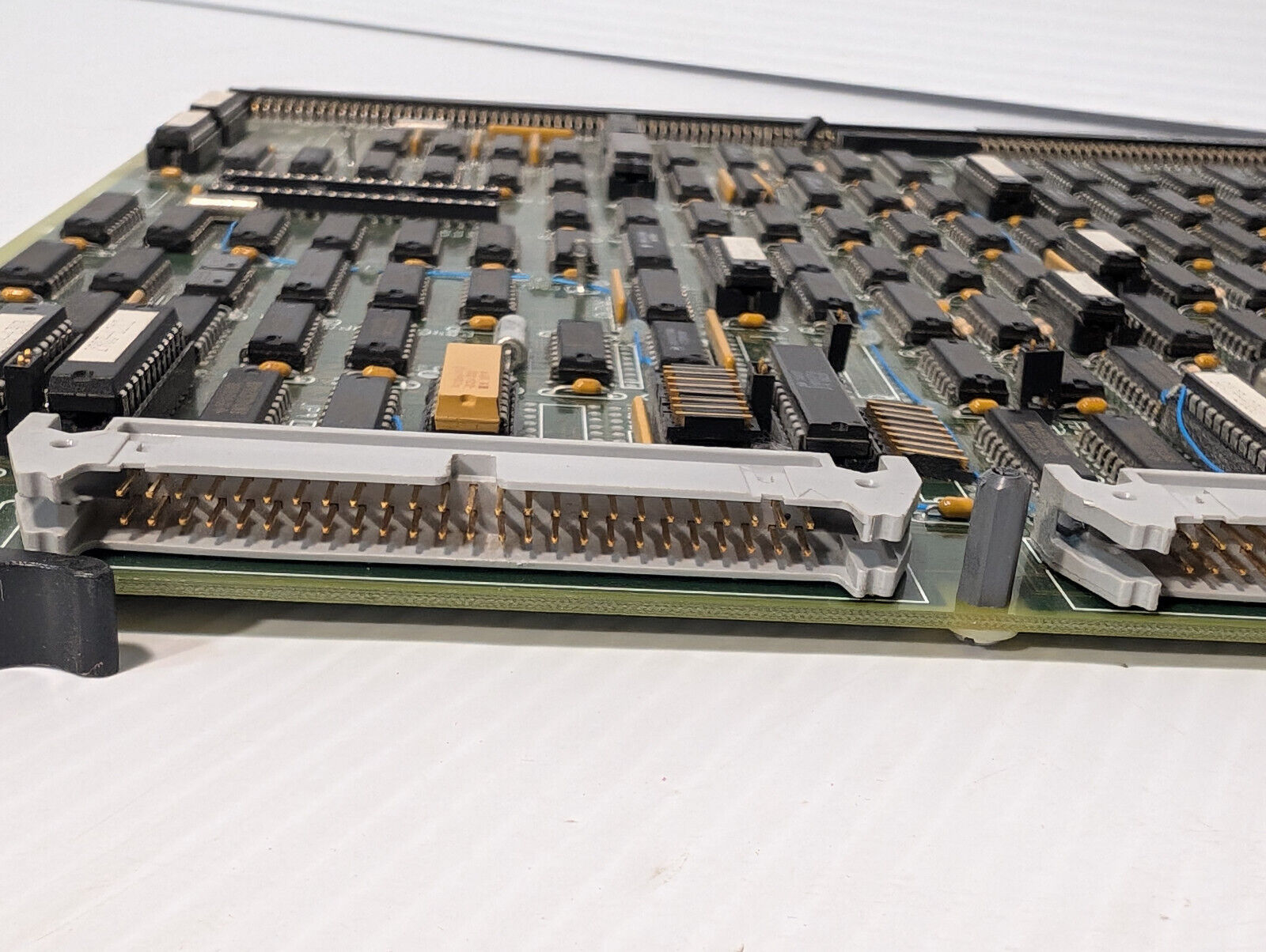 Teradyne 532-0106-0232 9523 Automation Circuit Control Board, Flame Retardant
