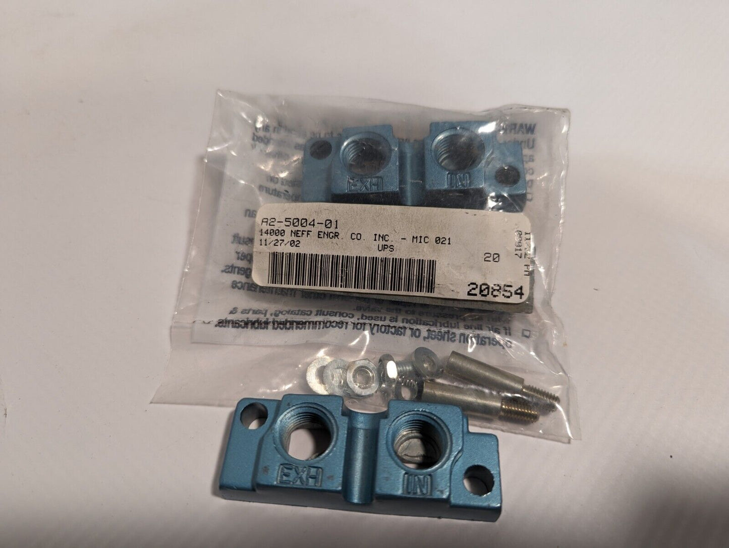 Lot of 2 MAC Valves A2-5004-01 Manifold Pneumatics As Pictured