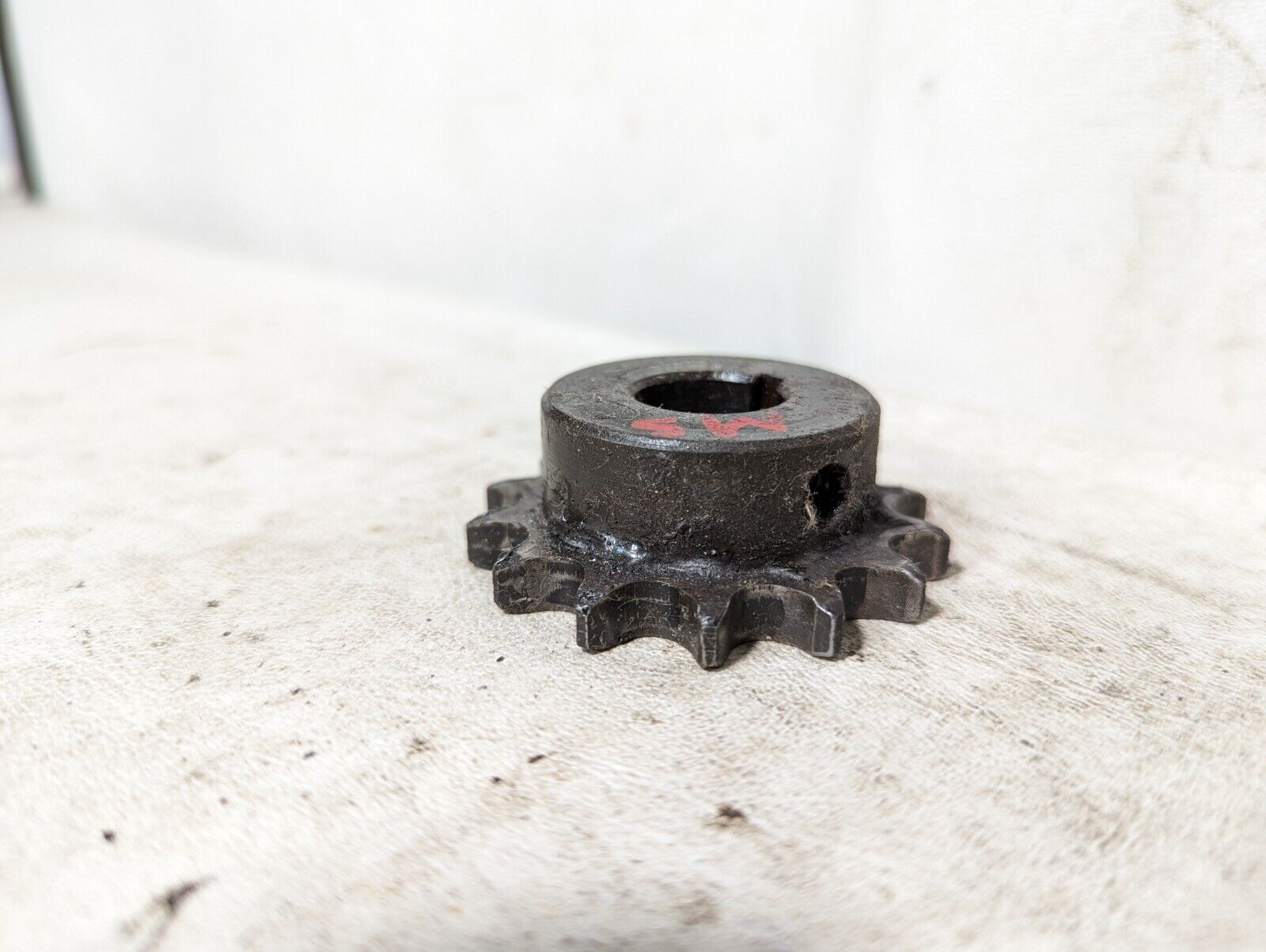 Tsubaki 40B14F-3/4 Single Strand Sprocket, 40 Chain Size, 3/4 Bore Dia, 14 teeth