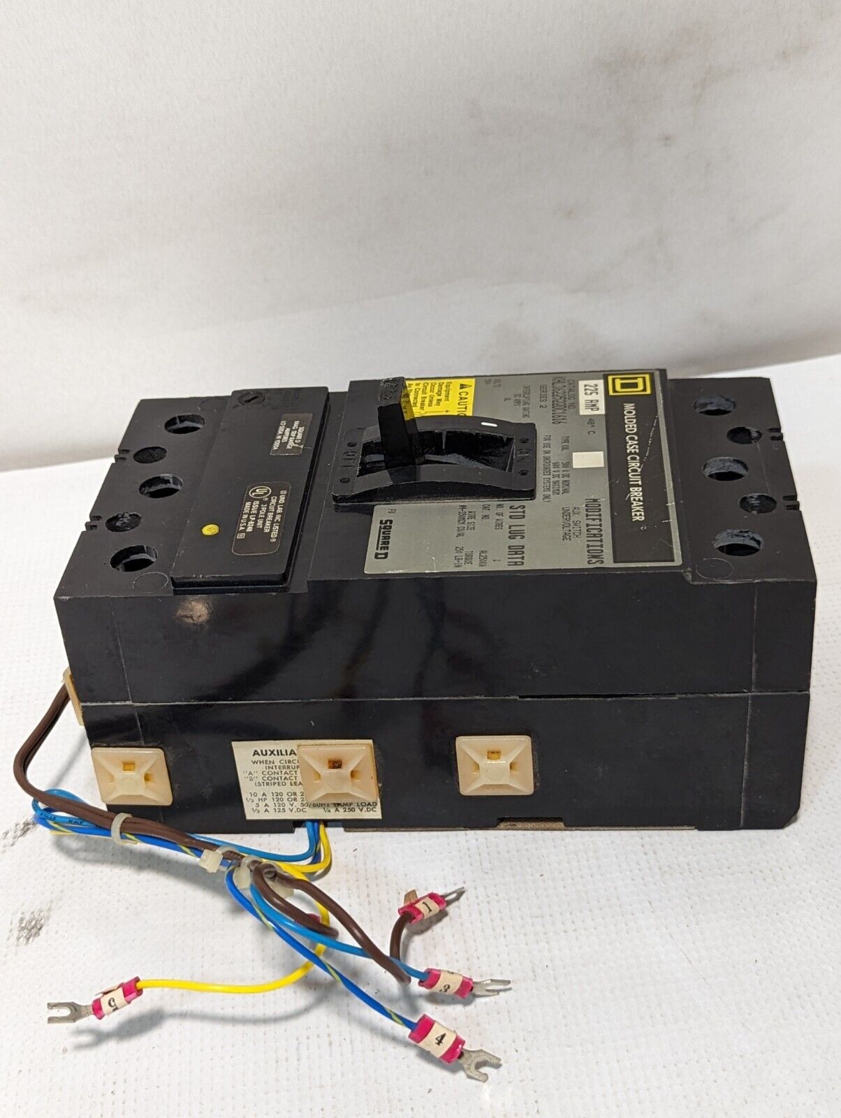 Square D KHL3622522DC1616, Molded Case Circuit Breaker, 225A, 600V, 3 Pole