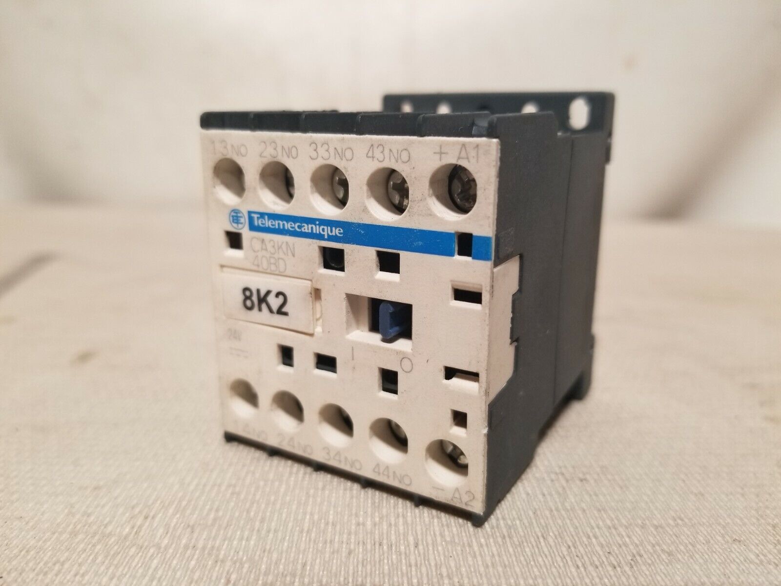 Telemecanique CA3KN 40BD Control Relay / Contactor CA3KN40BD - Free Ship+Returns
