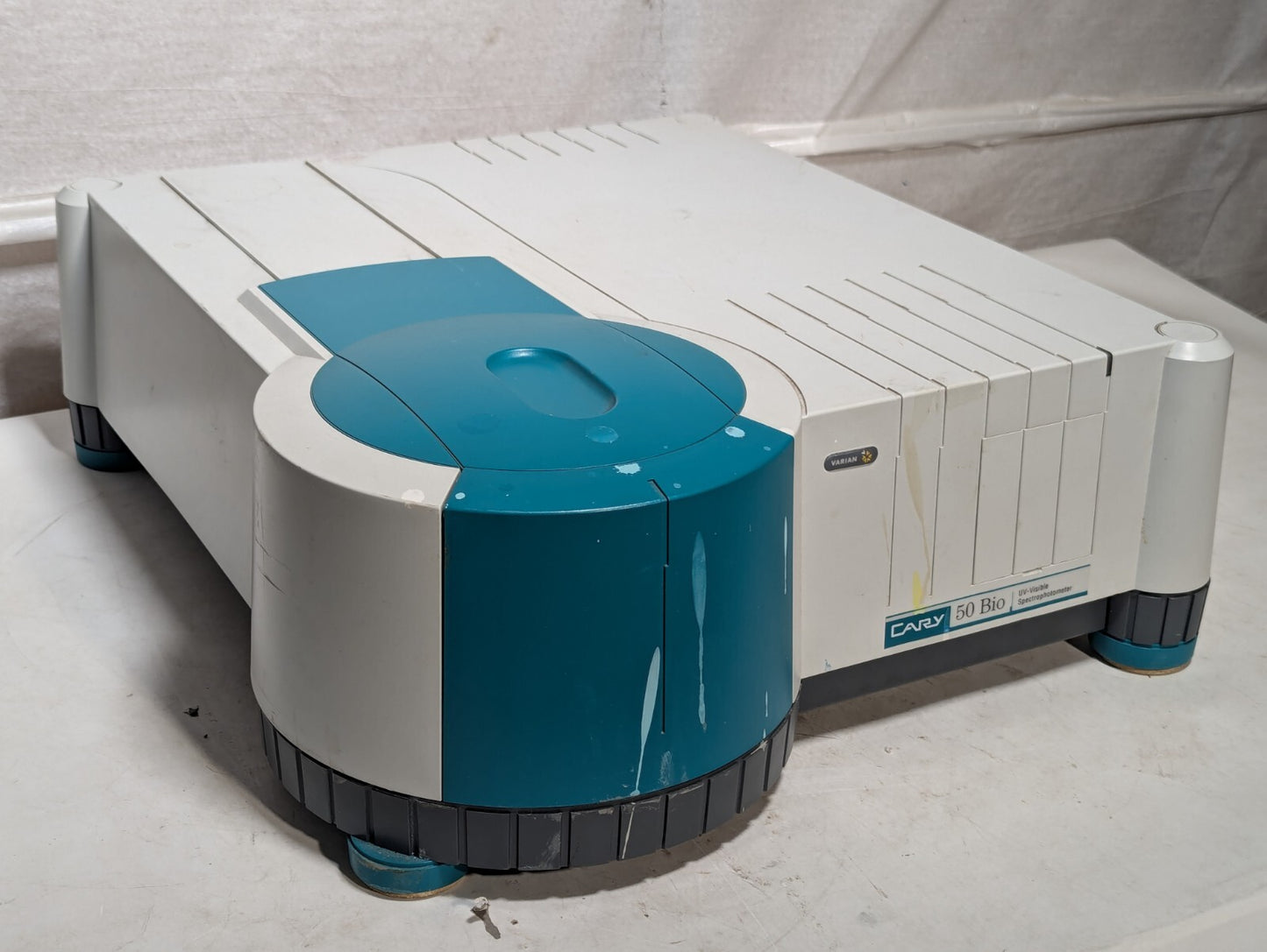 Varian Cary 50 Bio UV-Visible Spectrophotometer