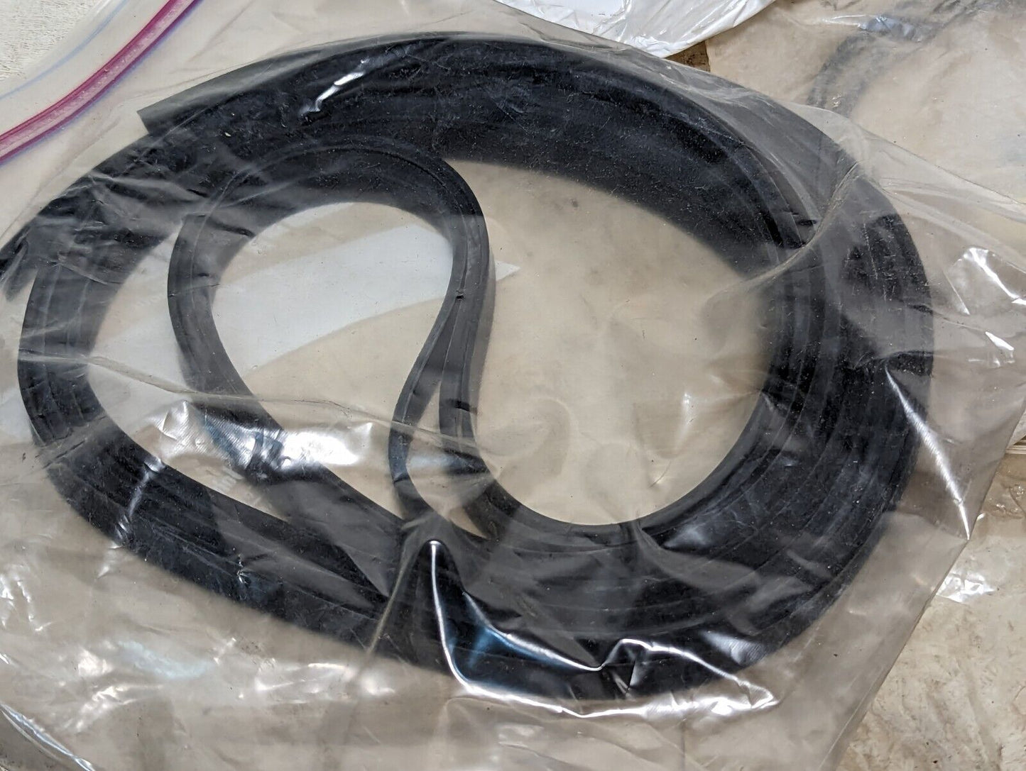 Lot of rubber, Buna N O-rings, rubber straps, and a rubbery cylinder...