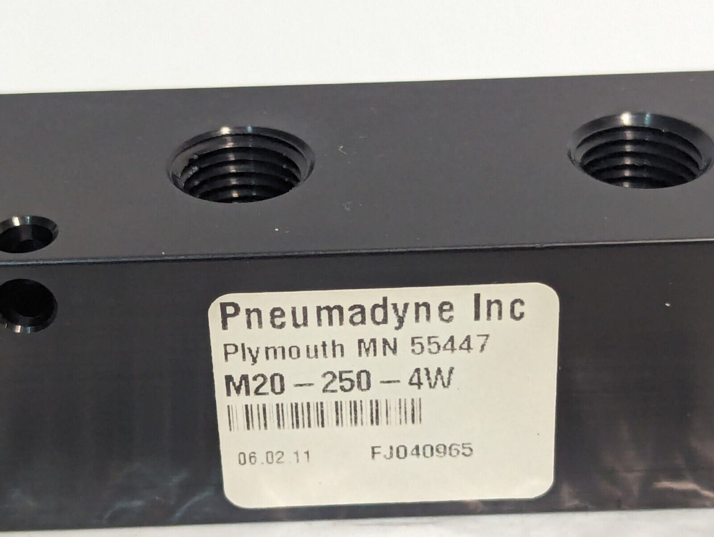 Pneumadyne M20-250-4W Air Distribution Manifold - Free Shipping