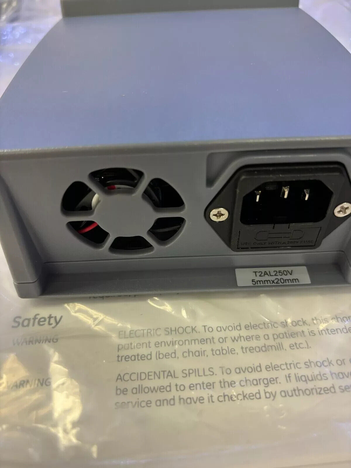 Totex U85070-1 Dual Slot Battery Charger, GE 2083292-001 - Free Shipping
