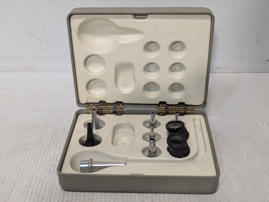 Storz N0300 aural magnifier set with specula and case as pictured- Free Shipping