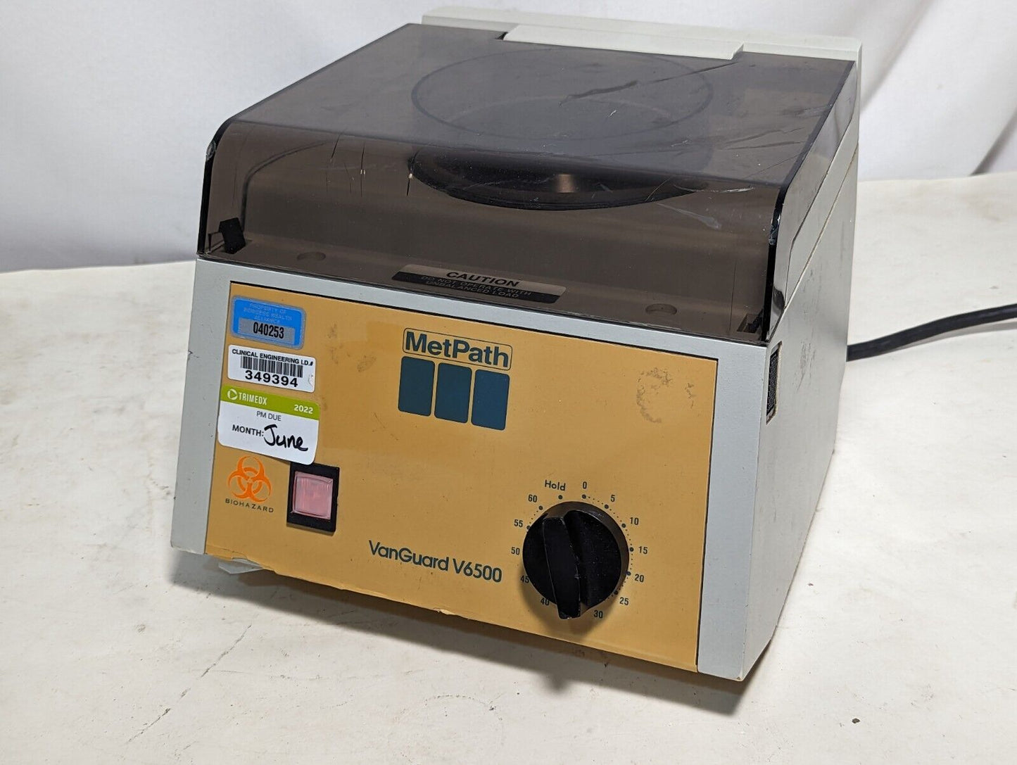 VanGuard V6500 centrifuge, 3400RPM, 110VAC, 60Hz, 0.95A, model 6500