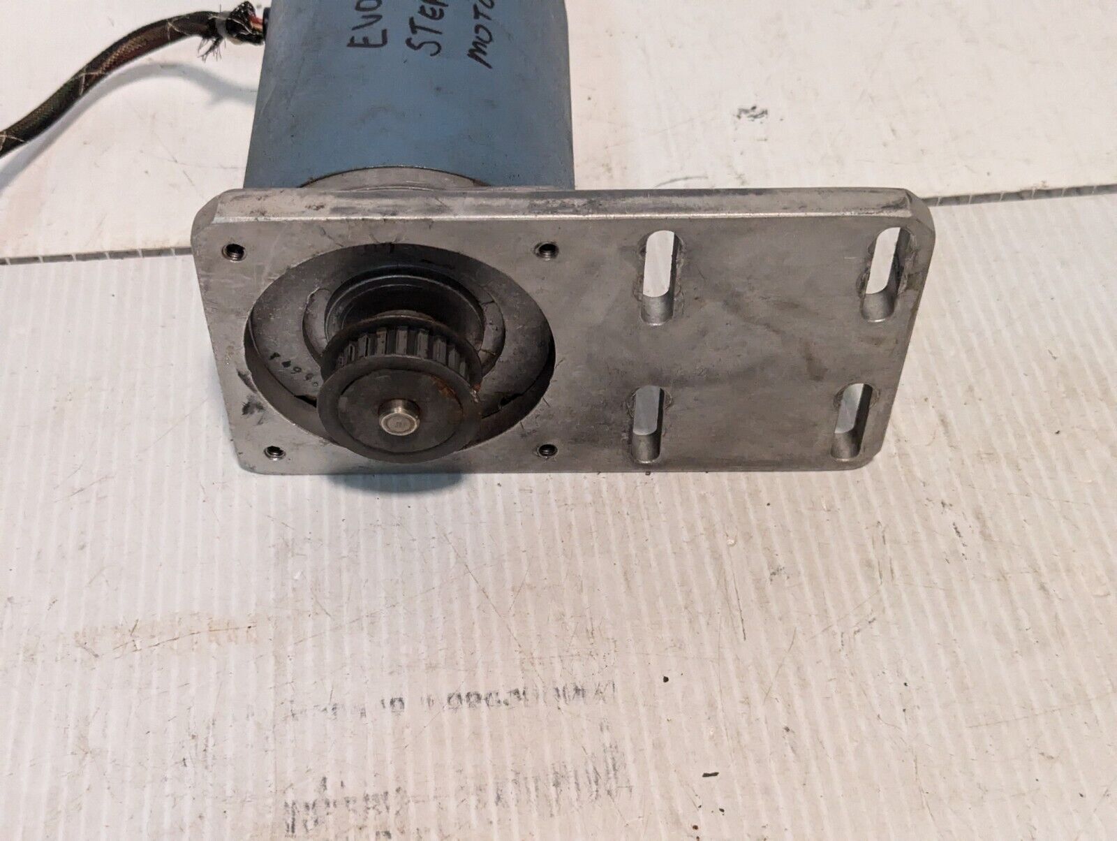 Superior Elec. M093-FD14 Slo-Syn Synchronous/Stepping Motor BM101025 2.27DC 7A