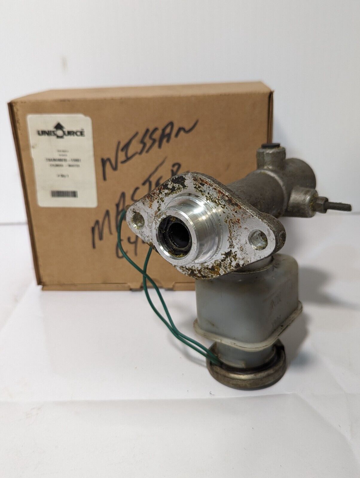 Nissan TSA/NI46010-11H01 Master Cylinder - Free Shipping