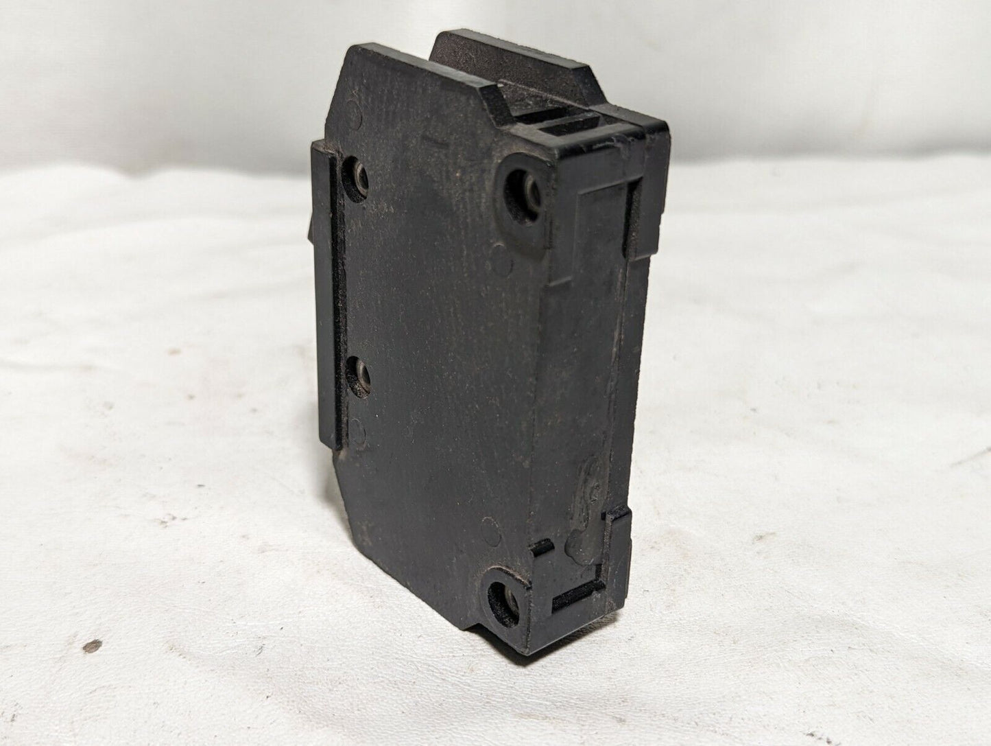 Lot of 14 Westinghouse QCL1015, QC115 circuit breakers, 15A, 1 pole, 120/240VAC