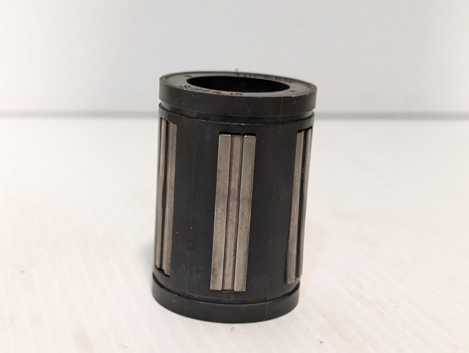Thomson Super 16 Ball Bushing Bearing - Free Shipping - Free Returns