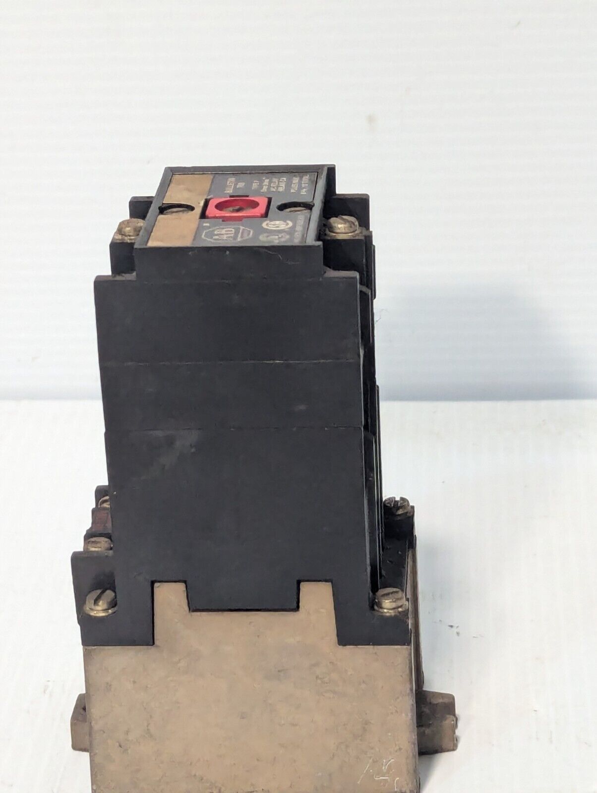 Allen Bradley 700-P800A1 AC Relay, 110\120v @ 60Hz, 4 Pole, NEMA P600, Series A