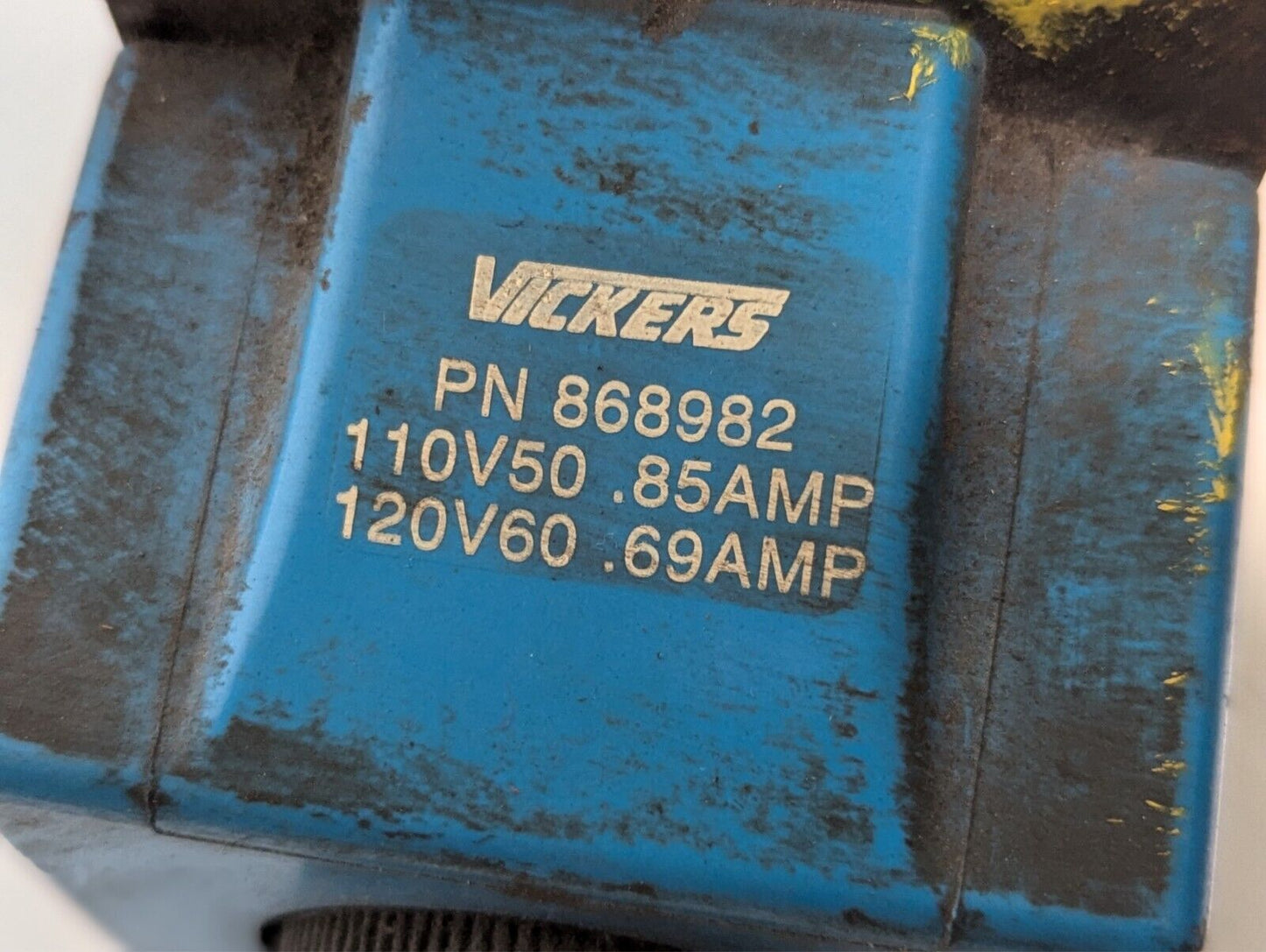 Vickers DG4S4-016C-B-60 Hydraulic Directional Valve - Free Shipping+Returns