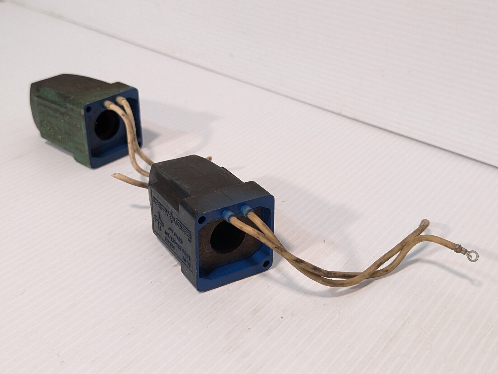 Sperry Vickers (Eaton Co) 414521 Solenoid Valve Coil, 110/120VAC - Free Shipping