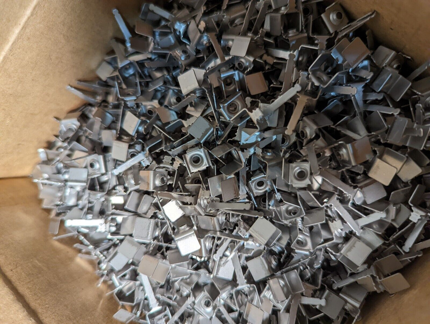 ~12,000 System Sensor T17-179-00 parts, stainless steel 810, brackets, clips