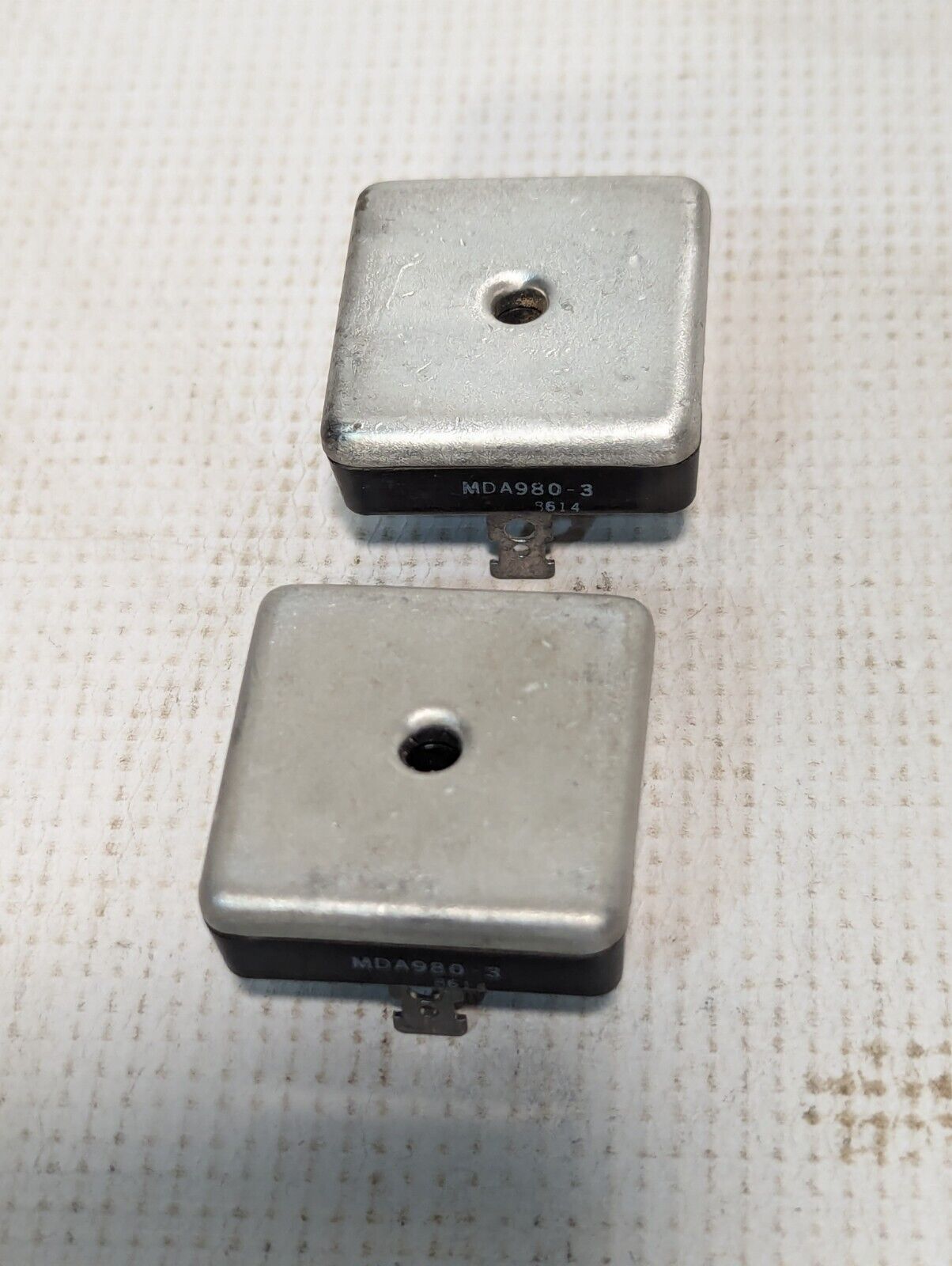 Lot of 2 Motorola MDA980-3 8614 Diode Rectifier Block - Free Shipping