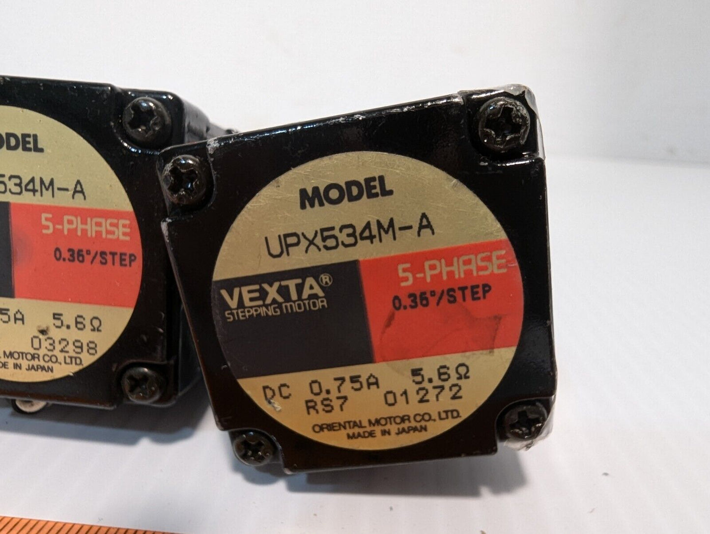 Vexta UPX534M-A Stepping Motor, DC, 5 Phase, 0.36 deg/step - Free Shipping