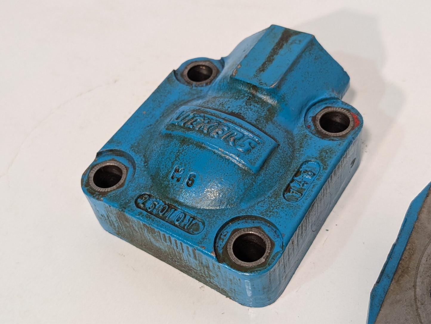 Vickers V20-1P9P-1A11 Vane Pump Assembly NOT GUARANTEED COMPLETE