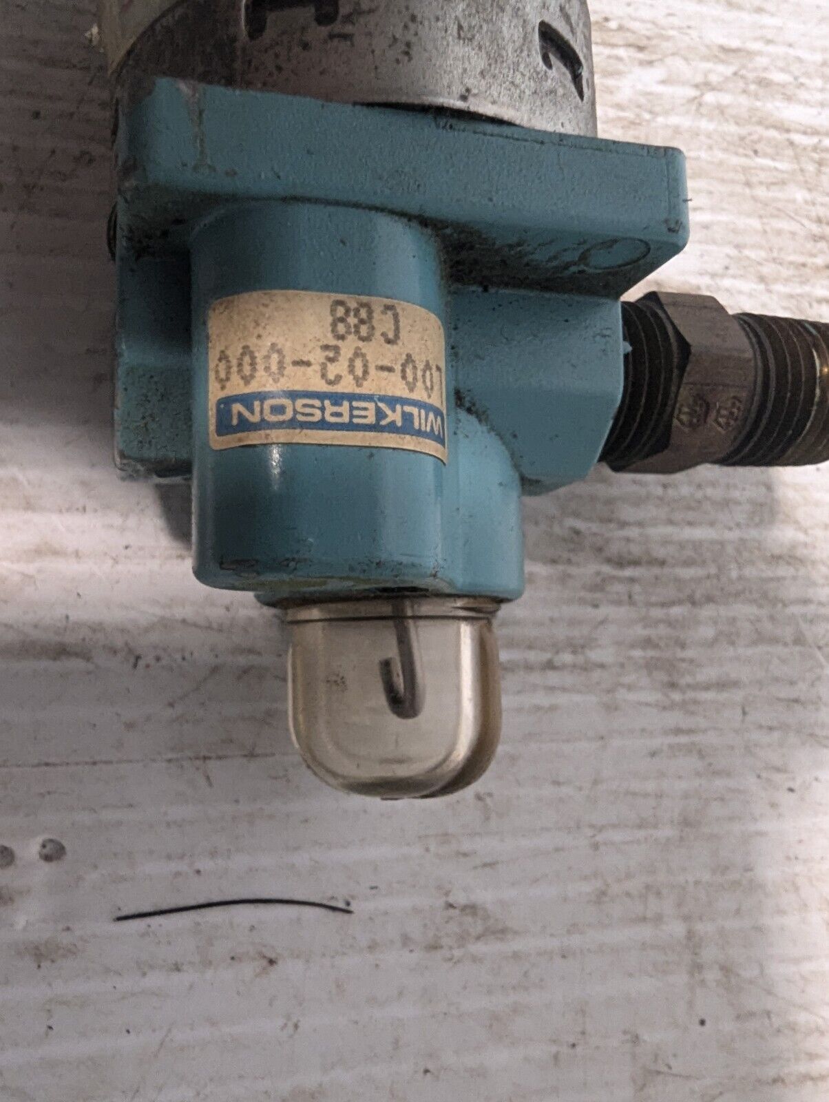 Wilkerson L00-02-000 Hydraulic Lubricator - Free Shipping+Returns