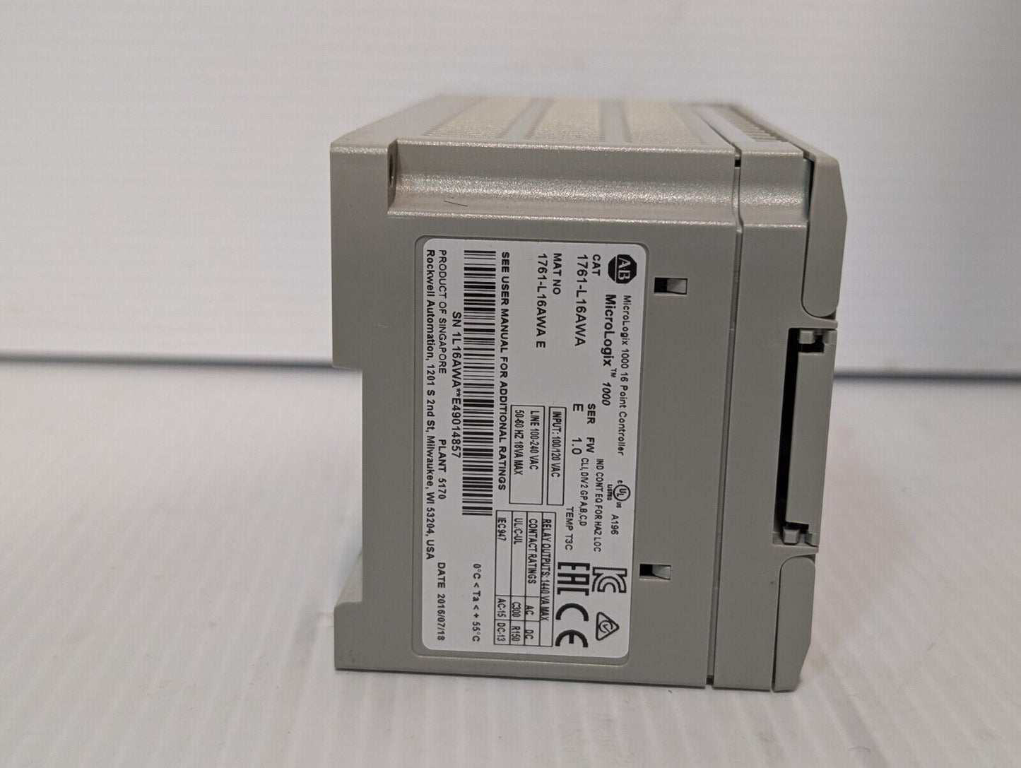 Allen Bradley 1761-L16AWA MicroLogix1000 16 Point PLC Controller - Free Shipping