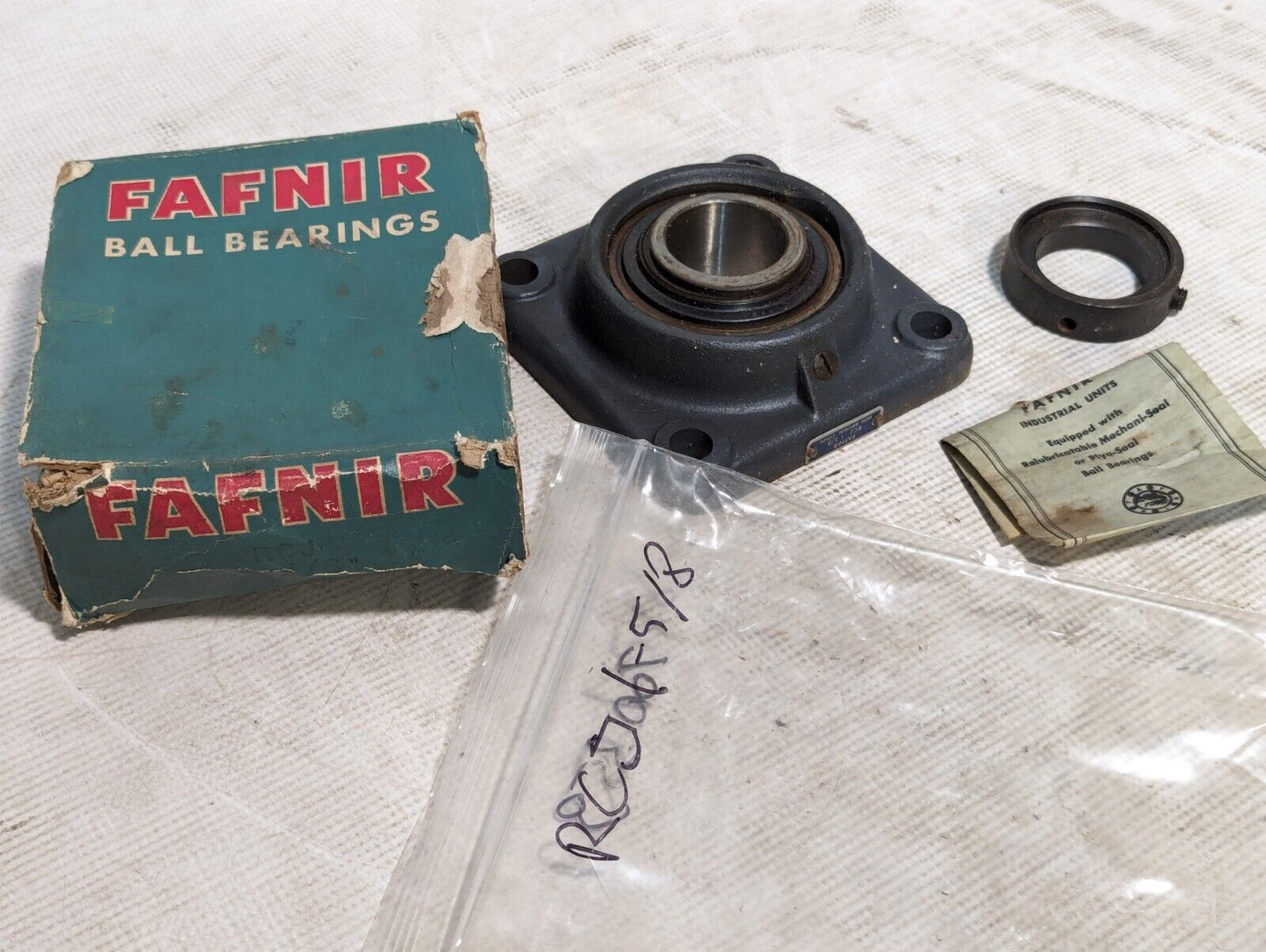 Fafnir RCJ 1-5/8 Flange-Mount Ball Bearing Unit - 1-5/8 in Bore, 4-Bolt Flange