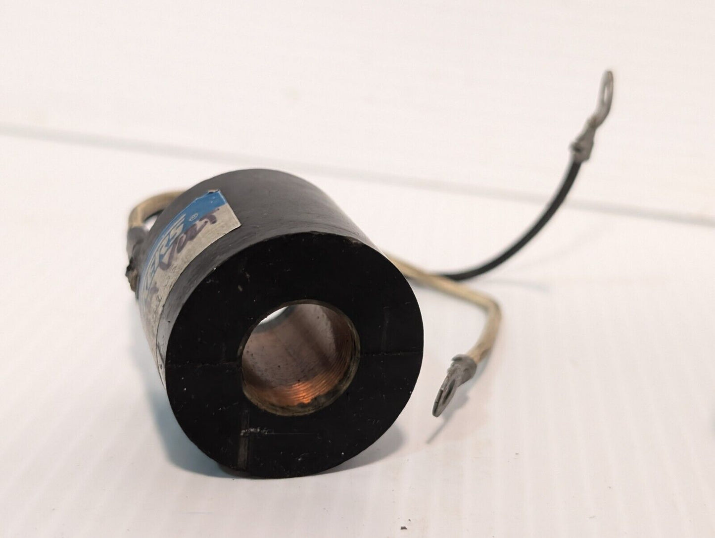 Vickers 389751 solenoid coil, 24V, and another presumably the same, but unmarked
