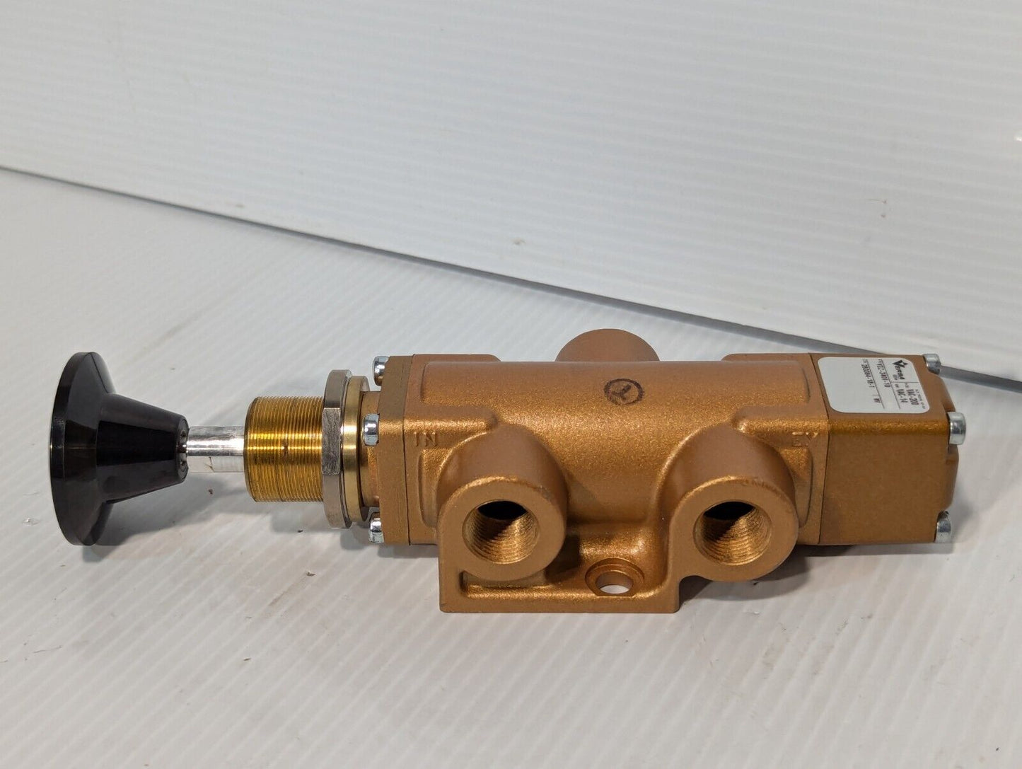Versa VIZ-3401-10 Lock Out Valve, 200 PSIG 14 BAR VIZ340110 VIZ3401 - Free Ship
