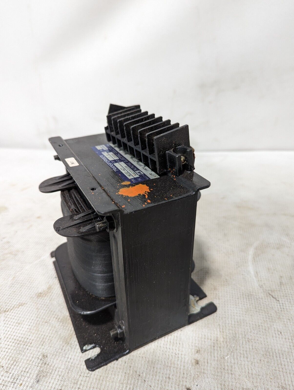 Nunome Electric NESE-A21 Transformer, 1kVA, 100v Secondary, 1 Phase