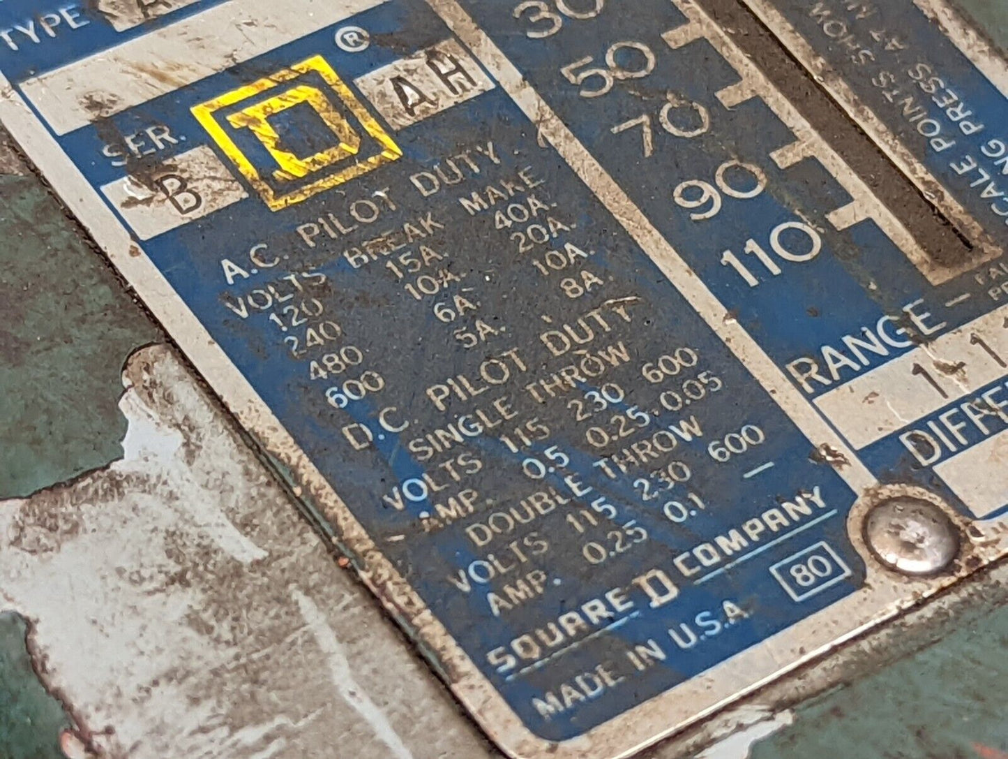 Square D 9012-ACW1 pressure switch, range 1-110psi, differential 7-30psi