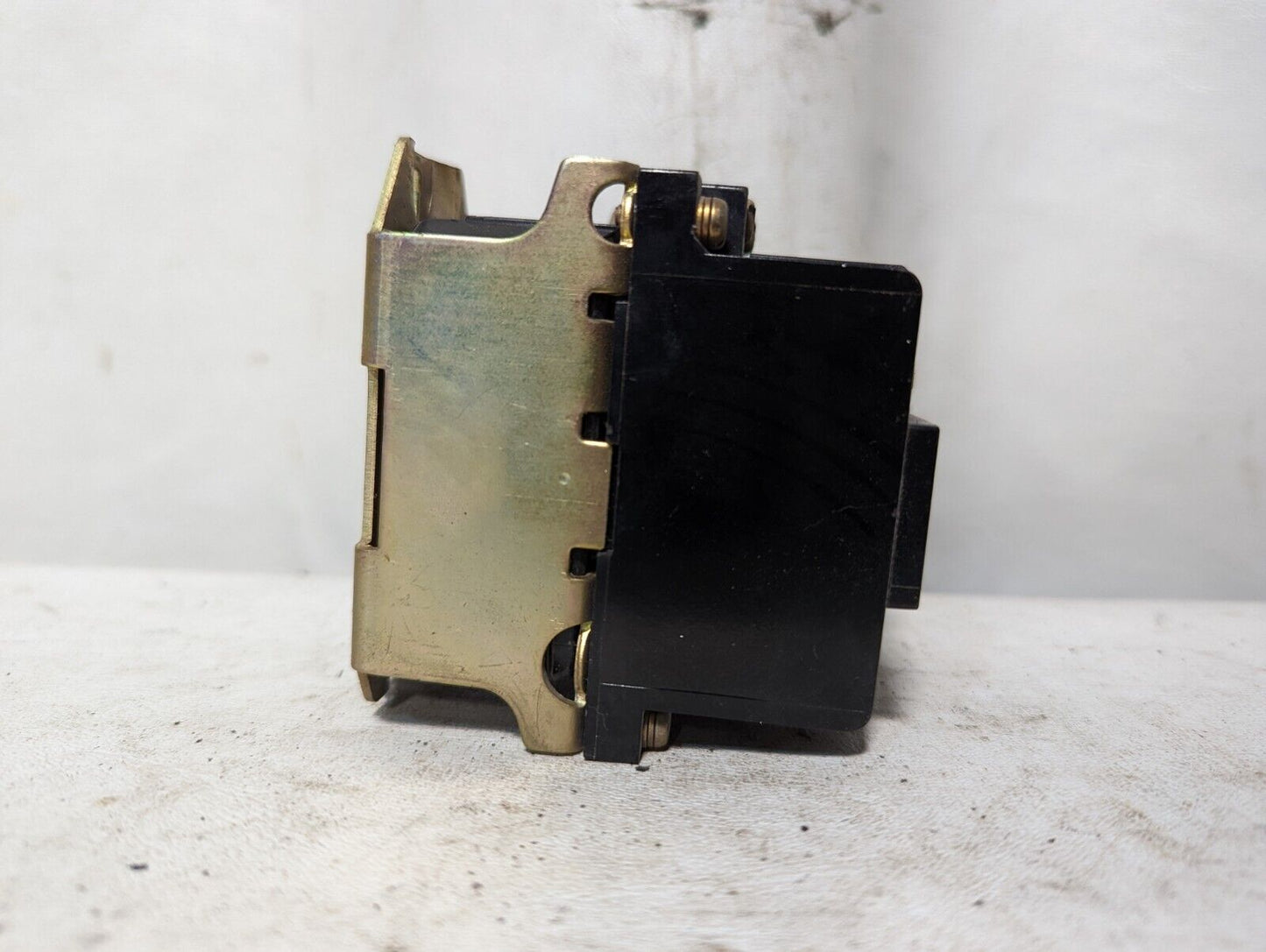 Allen-Bradley 700-NT220A1 relay, type N, AC relay