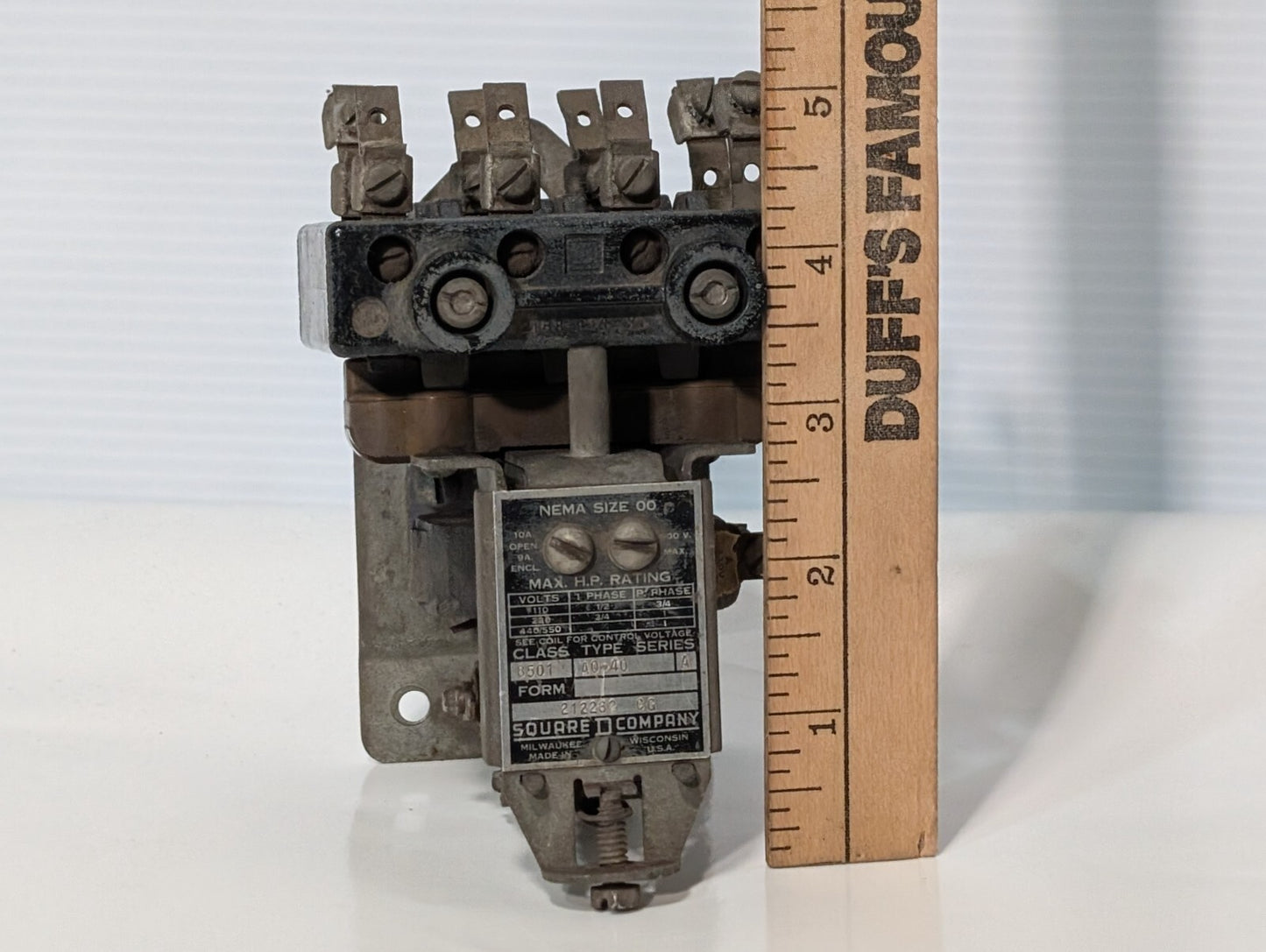 Square D 8501 A0-40 Machine Tool Relay, Series A, 110v Coil, NEMA 00