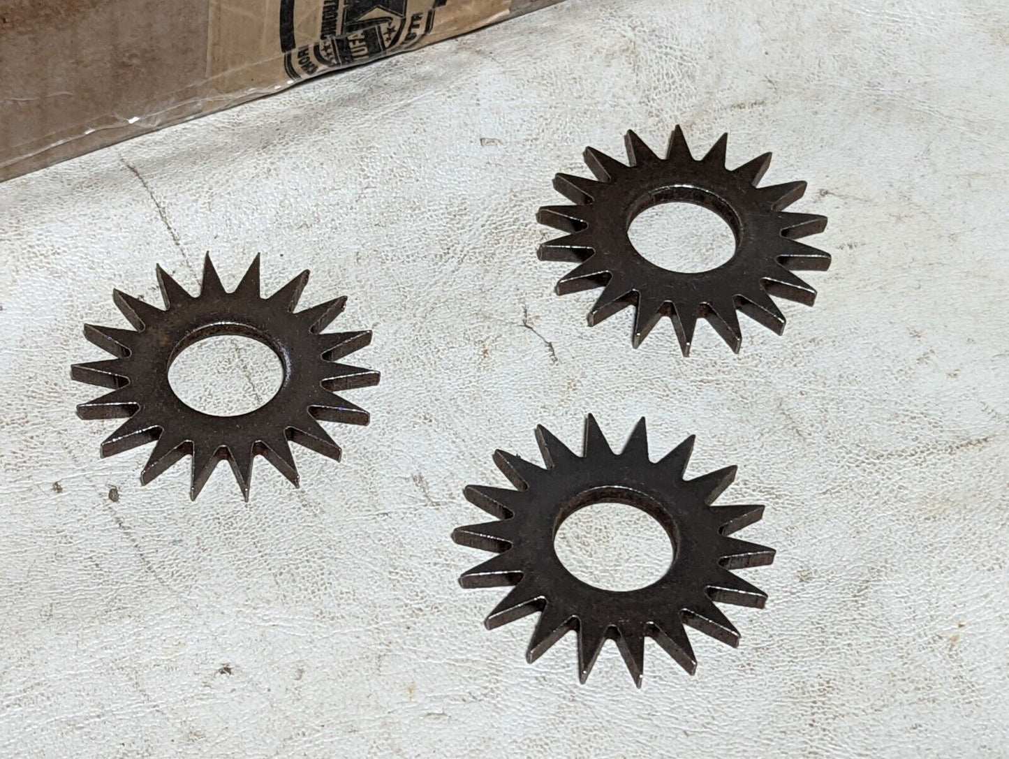 Box of 264 Desmond 2 x 3/4 x .156 - 18T grinding wheel dressers