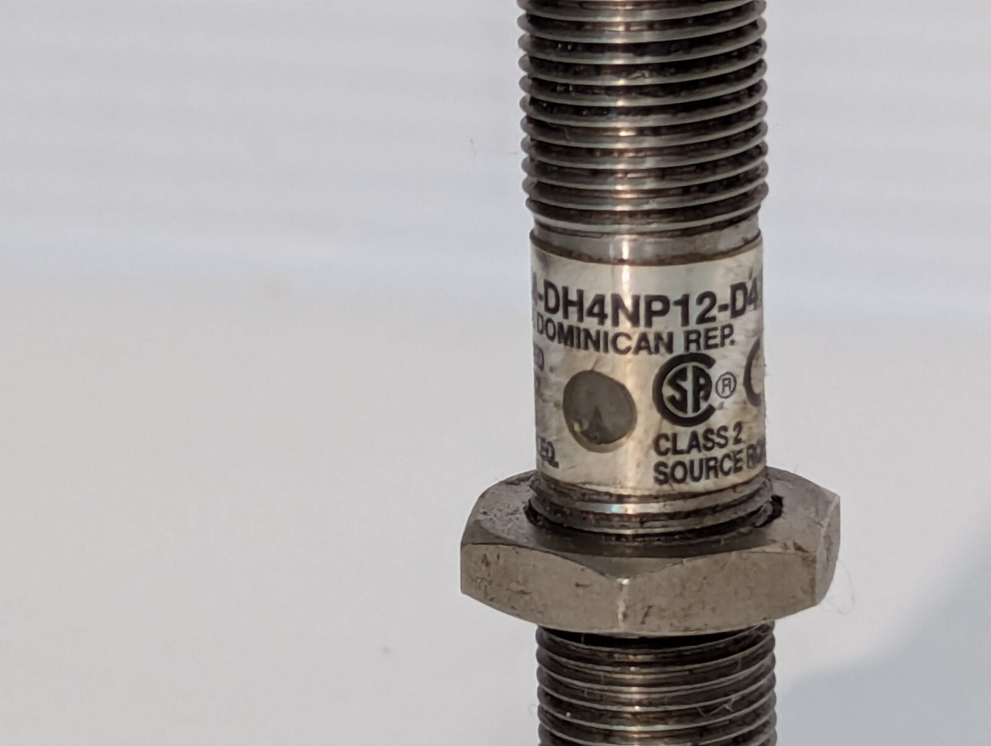 Allen Bradley 871TM-DH4NP12-D4 Inductive Proximity Sensor, 10-30VDC, Series A
