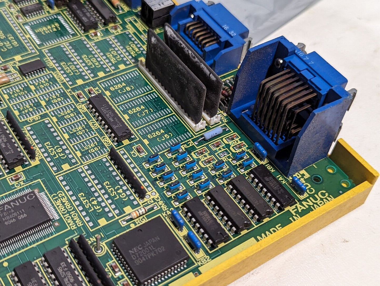Fanuc A16B-2200-0121/06C control card, Base 0, circuit board