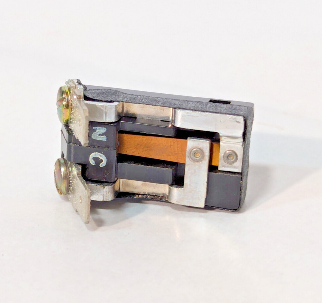 Square D Class 9999 Type R-23 Electrical Interlock N.C. 00537, Slip-On Connector