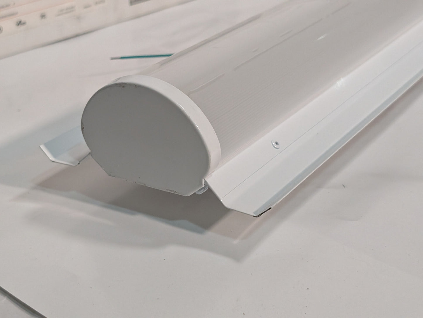 Sylvania 4' Retrofit Strip, 61476, 5000K Daylight, 0-10V Dimmable, 30W, 120-277V