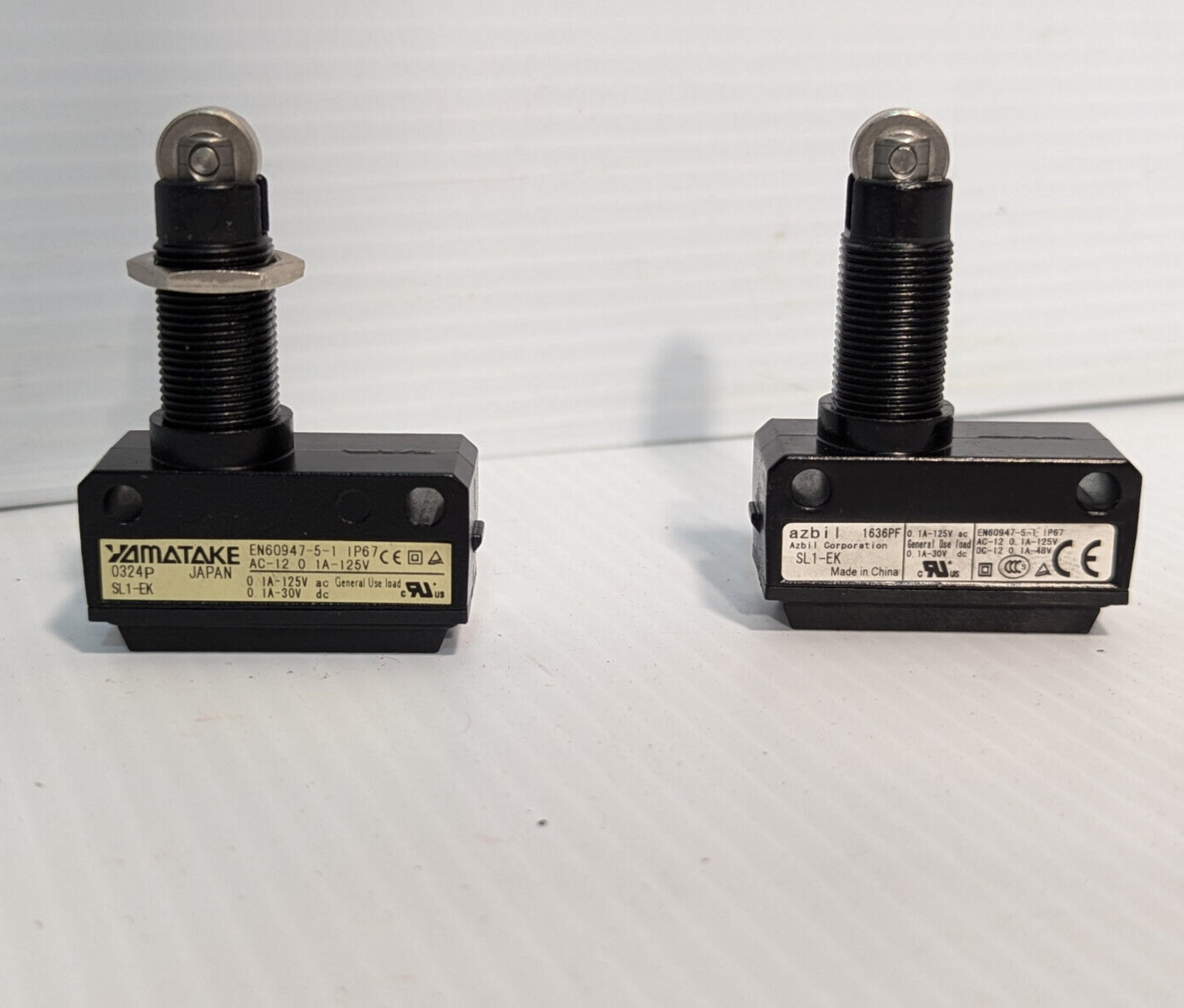 Lot of 2: Yamatake, Azbil SL1-EK limit switches, roller plunger, free shipping