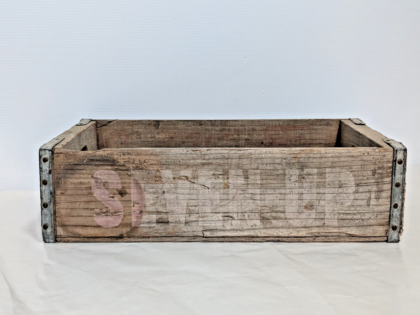 Vintage Antique Seven Up 7-UP Wooden Soda Pop Beverage Crate Box Fresh Up 1950s