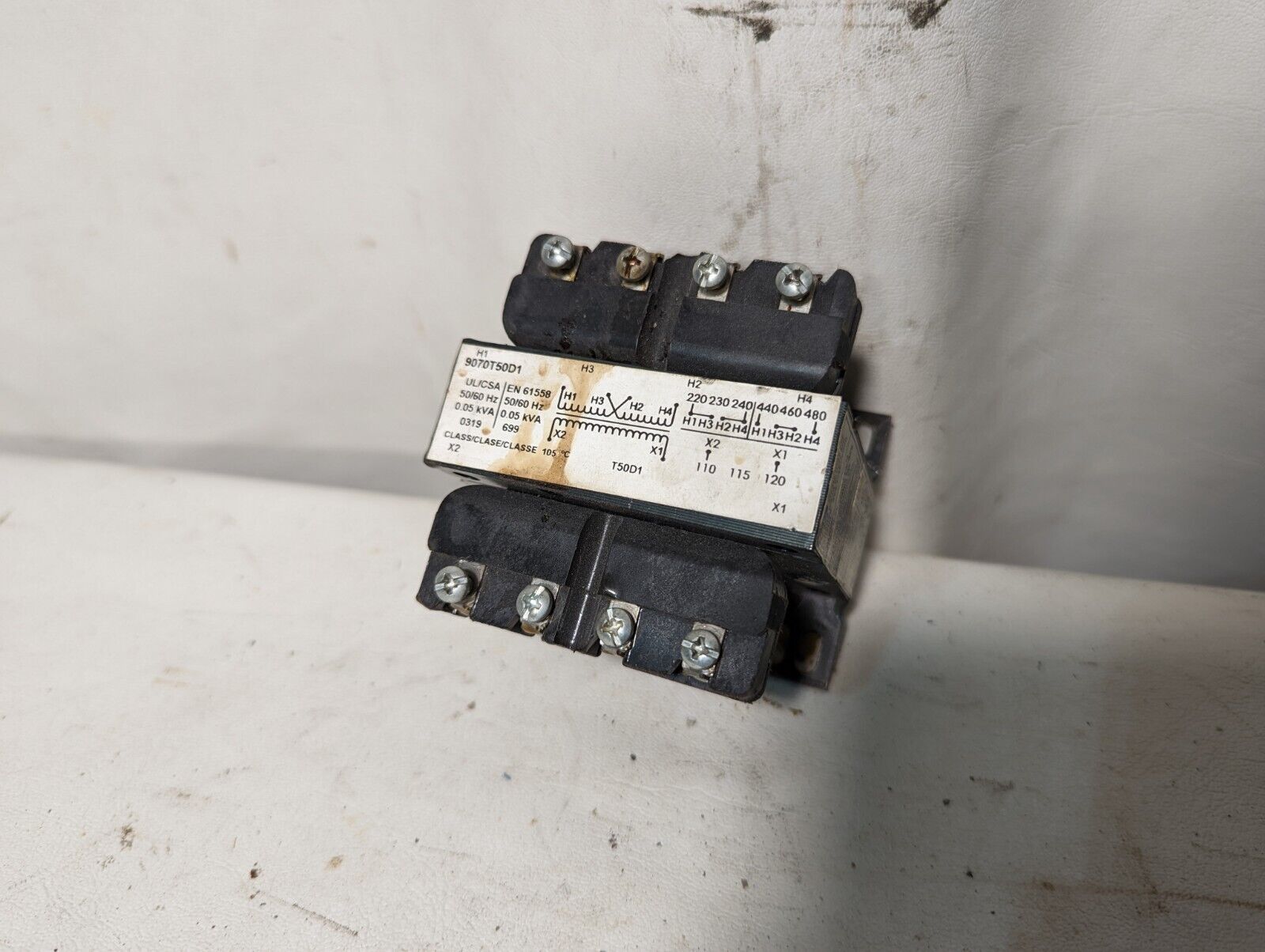 Square D 9070T50D1 0.05kVA 50/60Hz Industrial Control Transformer