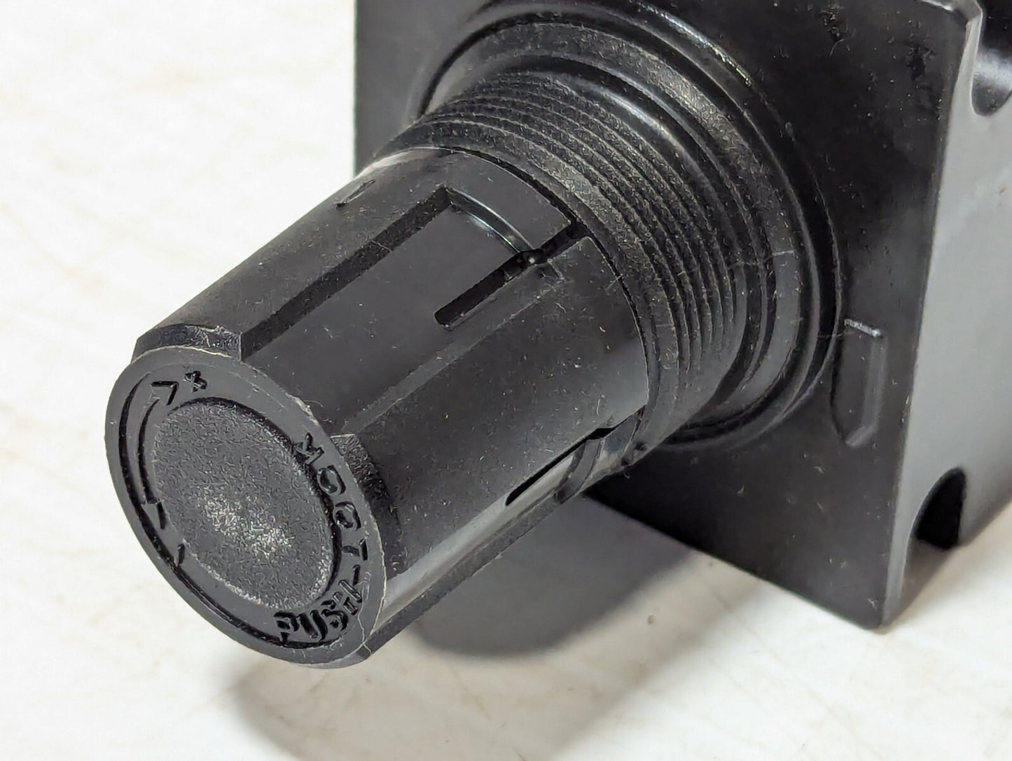 Watts Fluidair Parker B75-03WJC Integral Filter, Regulator, Twist Drain, 250Psi
