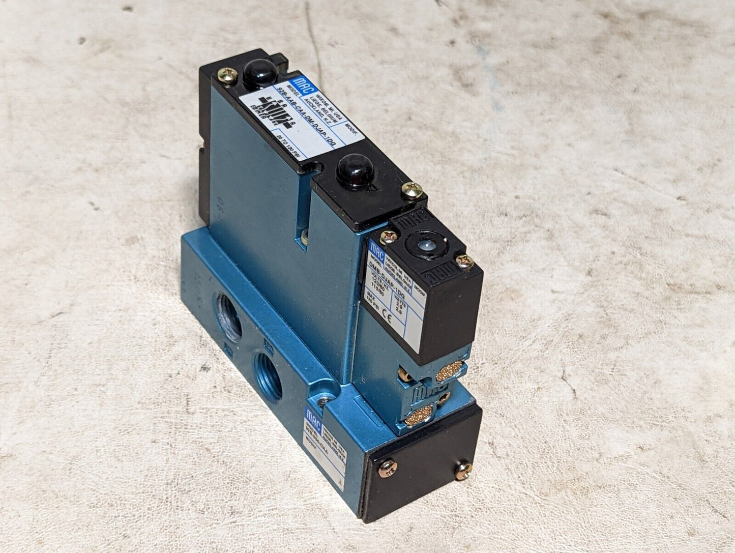 MAC 92B-AAB-CAA-DM-DJAP-1DQ solenoid valve with DMB-DJAP-1DQ, 20 to 120PSI