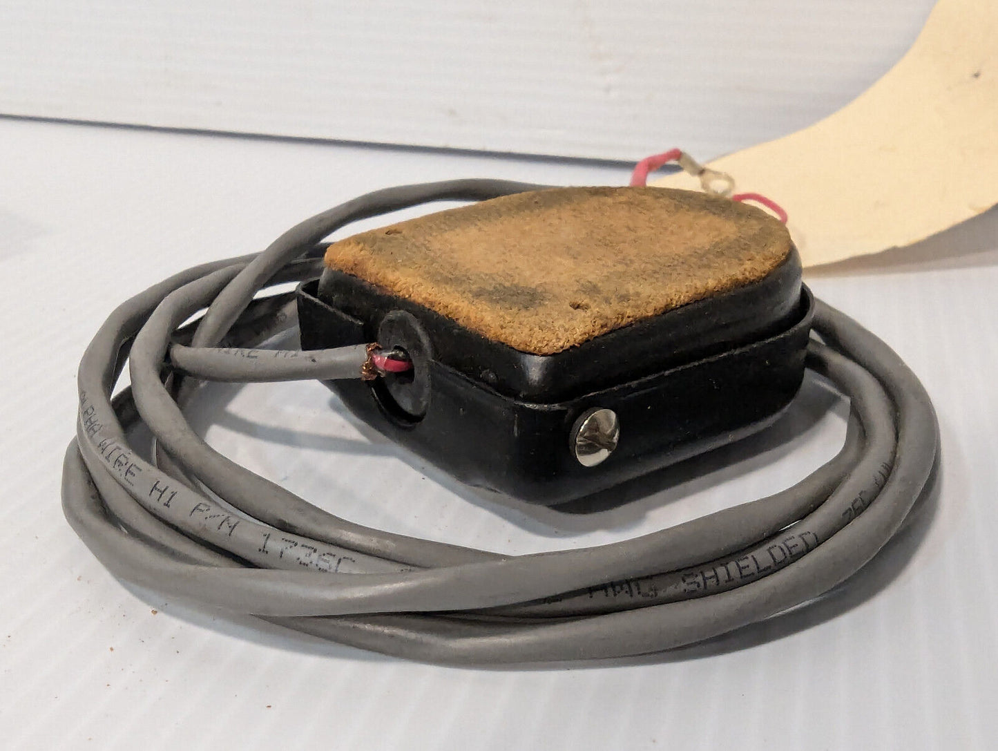 2 piece: Linemaster Switch Corp Foot Plate Assembly, Switch 10A, 250VAC, C-95074